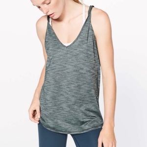 Lululemon do the twist tank top. Size 8